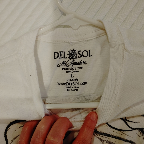 Little Mermaid Ariel Color Changing Shirt - Picture 4 of 4